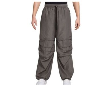 NWT Nike Men’s Tech Woven Pants - XL